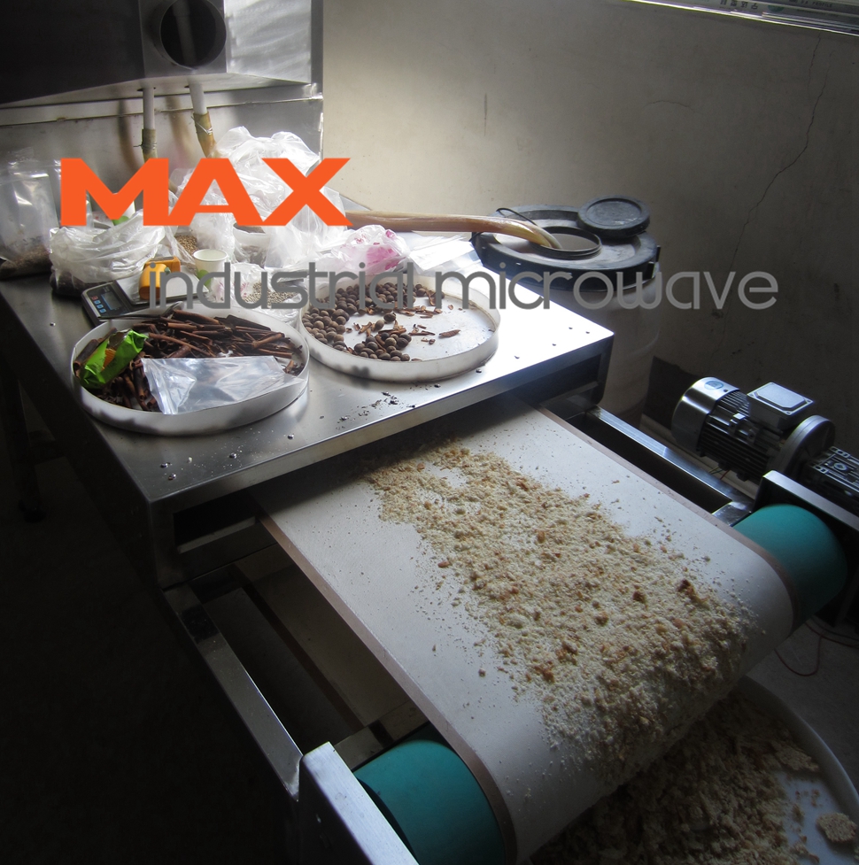 Microwave Bread Crumbs Baking Machine